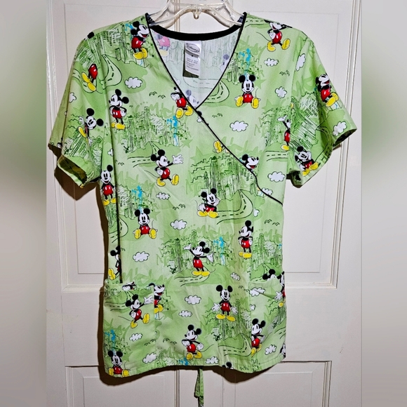 Disney Mickey Mouse Scrub Top Size M Medium 3 Pockets Draw String Back SO CUTE!! - Picture 1 of 12